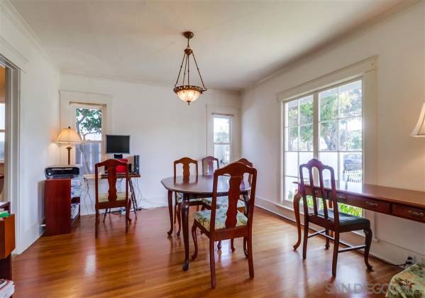 711 Tolita Avenue, Coronado, California, United States 92118, 3 Bedrooms Bedrooms, ,1 BathroomBathrooms,For sale,Tolita Avenue,190022659