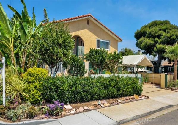 311 Daisy Ave, Imperial Beach, California, United States 91932, 5 Bedrooms Bedrooms, ,For sale,Daisy Ave,190036500