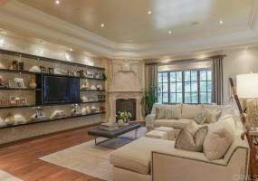 6397 Clubhouse Drive, Rancho Santa Fe, California, United States 92067, 8 Bedrooms Bedrooms, ,For sale,Clubhouse Drive,190037507