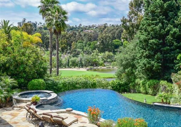 6397 Clubhouse Drive, Rancho Santa Fe, California, United States 92067, 8 Bedrooms Bedrooms, ,For sale,Clubhouse Drive,190037507