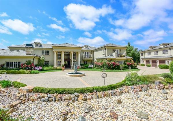 6397 Clubhouse Drive, Rancho Santa Fe, California, United States 92067, 8 Bedrooms Bedrooms, ,For sale,Clubhouse Drive,190037507