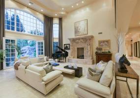 6397 Clubhouse Drive, Rancho Santa Fe, California, United States 92067, 8 Bedrooms Bedrooms, ,For sale,Clubhouse Drive,190037507
