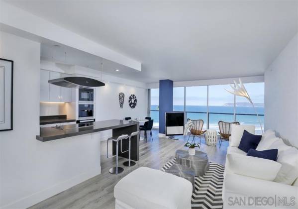 1780 Avenida del Mundo, Coronado, California, United States 92118, 1 Bedroom Bedrooms, ,For sale,Avenida del Mundo,190040473