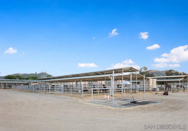 2411 Twin Oaks Valley Rd, San Marcos, California, United States 92069, 3 Bedrooms Bedrooms, ,For sale,Twin Oaks Valley Rd,190040674