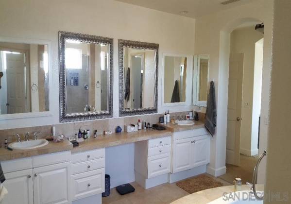 4478 Rosecliff Place, San Diego, California, United States 92130, 5 Bedrooms Bedrooms, ,1 BathroomBathrooms,For sale,Rosecliff Place,190045094