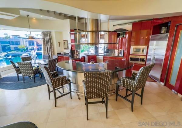 2 Sixpence Way, Coronado, California, United States 92118, 5 Bedrooms Bedrooms, ,1 BathroomBathrooms,For sale,Sixpence Way,190045548