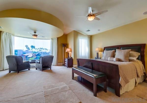 2 Sixpence Way, Coronado, California, United States 92118, 5 Bedrooms Bedrooms, ,1 BathroomBathrooms,For sale,Sixpence Way,190045548