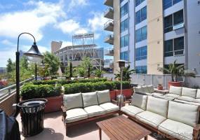 253 10th Ave, San Diego, California, United States 92101, 2 Bedrooms Bedrooms, ,For sale,10th Ave,190045992