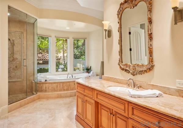 7057 Rancho Cielo, Rancho Santa Fe, California, United States 92067, 5 Bedrooms Bedrooms, ,2 BathroomsBathrooms,For sale,Rancho Cielo,190046804