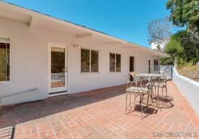 1267 Olivet Street, La Jolla, California, United States 92037, 3 Bedrooms Bedrooms, ,For sale,Olivet Street,190047162