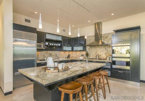 7141 Encelia Dr, La Jolla, California, United States 92037, 4 Bedrooms Bedrooms, ,2 BathroomsBathrooms,For sale,Encelia Dr,190047824