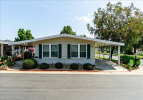 2250 Broadway, Escondido, California, United States 92026, 2 Bedrooms Bedrooms, ,For sale,Broadway,190049209