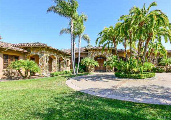 4531 Rancho Del Mar Trail, San Diego, California, United States 92130, 6 Bedrooms Bedrooms, ,1 BathroomBathrooms,For sale,Rancho Del Mar Trail,190049471