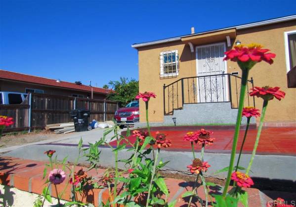 3711 46Th Street, San Diego, California, United States 92105, 1 Bedroom Bedrooms, ,For sale,46Th Street,190049536