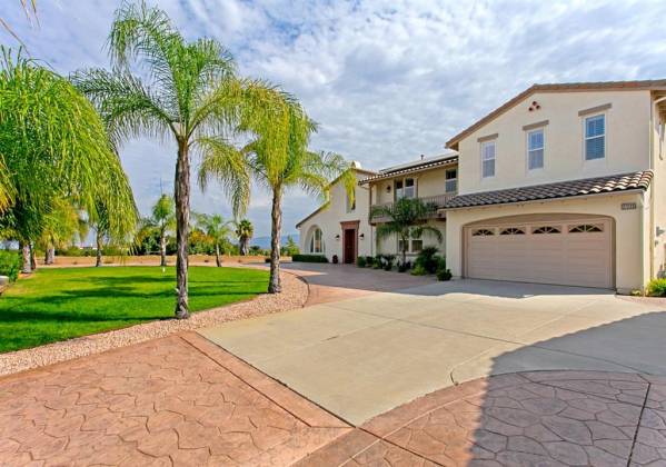 27233 Red Ironbark Dr., Valley Center, California, United States 92082, 5 Bedrooms Bedrooms, ,1 BathroomBathrooms,For sale,Red Ironbark Dr.,190049935