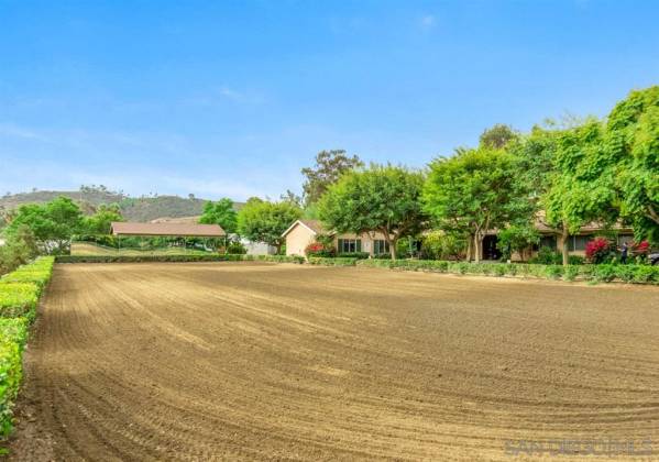 3228 Twin Oaks Valley Rd, San Marcos, California, United States 92069, 4 Bedrooms Bedrooms, ,1 BathroomBathrooms,For sale,Twin Oaks Valley Rd,190051277