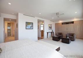 939 Coast Boulevard, La Jolla, California, United States 92037, 2 Bedrooms Bedrooms, ,For sale,Coast Boulevard,190052739