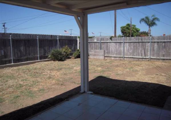 710 HOLLY, IMPERIAL BEACH, California, United States 91932, 3 Bedrooms Bedrooms, ,For sale,HOLLY,190053989