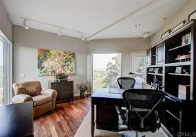 2484 Pine Street, San Diego, California, United States 92103, 4 Bedrooms Bedrooms, ,1 BathroomBathrooms,For sale,Pine Street,190055104