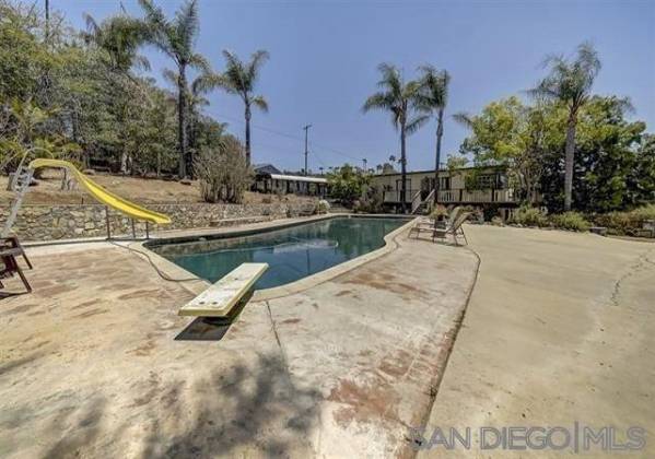 9200 Tropico Dr, La Mesa, California, United States 91941, 5 Bedrooms Bedrooms, ,For sale,Tropico Dr,190055986