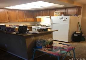 432 Edgehill Ln, Oceanside, California, United States 92054, 1 Bedroom Bedrooms, ,For sale,Edgehill Ln,190056299