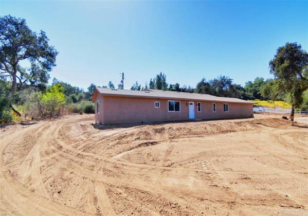 16963 Highway 67, Ramona, California, United States 92065, 3 Bedrooms Bedrooms, ,For sale,Highway 67,190056943