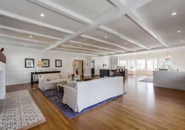 475 A Avenue, Coronado, California, United States 92118, 7 Bedrooms Bedrooms, ,1 BathroomBathrooms,For sale,A Avenue,190057782