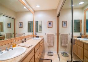 4705 Marina Dr., Carlsbad, California, United States 92008, 2 Bedrooms Bedrooms, ,1 BathroomBathrooms,For sale,Marina Dr.,190058606