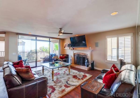 279 Sea Forest Court, Del Mar, California, United States 92014, 2 Bedrooms Bedrooms, ,For sale,Sea Forest Court,190058988