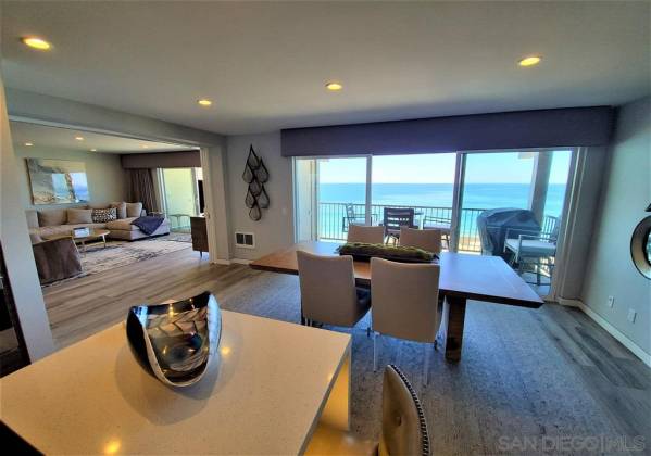 861 Beachfront, Solana Beach, California, United States 92075, 4 Bedrooms Bedrooms, ,For sale,Beachfront,190059702