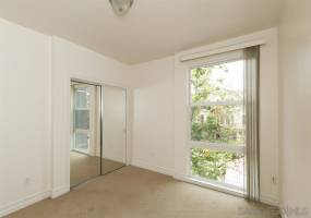 525 11Th Ave, San Diego, California, United States 92101, 2 Bedrooms Bedrooms, ,For sale,11Th Ave,190060628