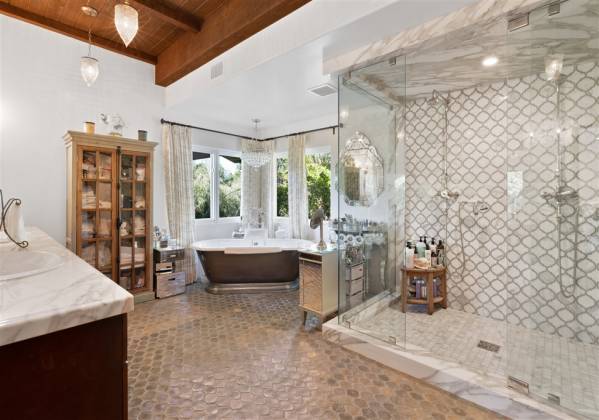 6550 Paseo Delicias, Rancho Santa Fe, California, United States 92067, 4 Bedrooms Bedrooms, ,1 BathroomBathrooms,For sale,Paseo Delicias,190060686