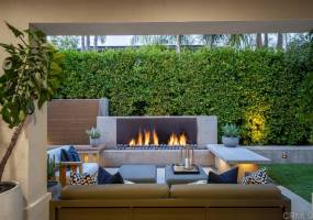 208 Coral Cove Way, Encinitas, California, United States 92024, 5 Bedrooms Bedrooms, ,For sale,Coral Cove Way,190061143