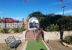 3517 E St, San Diego, California, United States 92102, 3 Bedrooms Bedrooms, ,For sale,E St,190061306