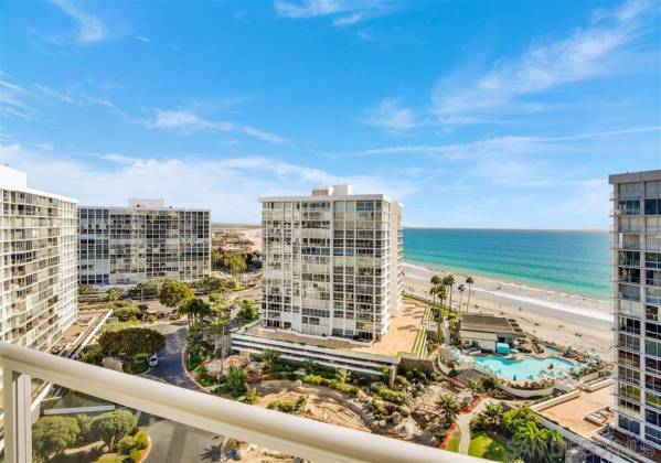 1750 Avenida Del Mundo, Coronado, California, United States 92118, 2 Bedrooms Bedrooms, ,For sale,Avenida Del Mundo,190062919