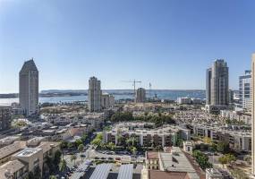 700 Front Street, San Diego, California, United States 92101, 2 Bedrooms Bedrooms, ,For sale,Front Street,190062958