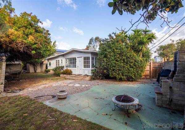 1519 4th Street, Coronado, California, United States 92118, 4 Bedrooms Bedrooms, ,For sale,4th Street,190063319