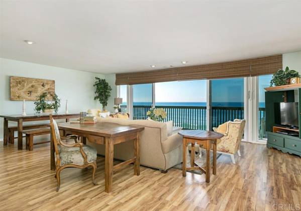 213 PACIIFIC, OCEANSIDE, California, United States 92054, 3 Bedrooms Bedrooms, ,For sale,PACIIFIC,190063640