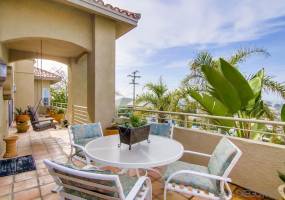 2105 Galveston St., San Diego, California, United States 92110, 3 Bedrooms Bedrooms, ,For sale,Galveston St.,190063809