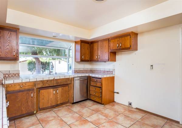 1697 Lexington Ave., El Cajon, California, United States 92019, 4 Bedrooms Bedrooms, ,1 BathroomBathrooms,For sale,Lexington Ave.,190064380