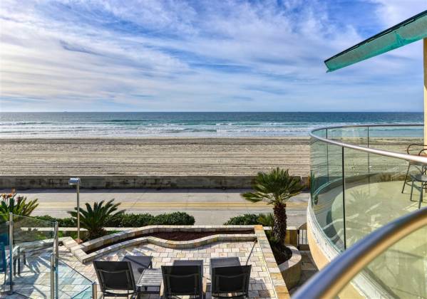 3443 Ocean Front Walk Unit F, San Diego, California, United States 92109, 2 Bedrooms Bedrooms, ,For sale,Ocean Front Walk Unit F,190064597