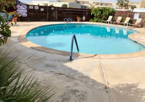 900 Cleveland St, Oceanside, California, United States 92054, 1 Bedroom Bedrooms, ,For sale,Cleveland St,190064692