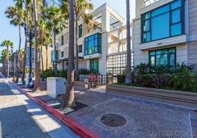 1285 Pacific Highway, San Diego, California, United States 92101, 2 Bedrooms Bedrooms, ,For sale,Pacific Highway,190065212