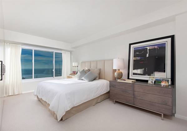 939 Coast Blvd, La Jolla, California, United States 92037, 2 Bedrooms Bedrooms, ,For sale,Coast Blvd,190065248