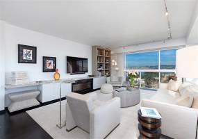 939 Coast Blvd, La Jolla, California, United States 92037, 2 Bedrooms Bedrooms, ,For sale,Coast Blvd,190065248