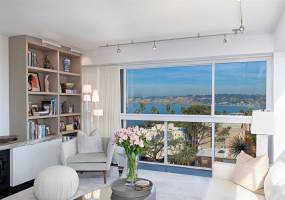 939 Coast Blvd, La Jolla, California, United States 92037, 2 Bedrooms Bedrooms, ,For sale,Coast Blvd,190065248