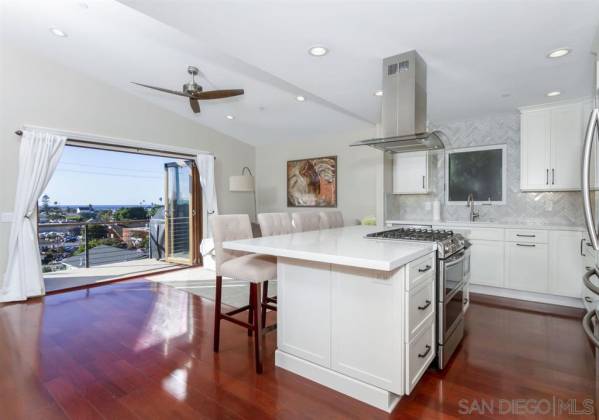 742 Dewitt Ave, Encinitas, California, United States 92024, 3 Bedrooms Bedrooms, ,For sale,Dewitt Ave,190065417