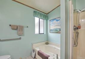 1460 Salem Court, Oceanside, California, United States 92057, 2 Bedrooms Bedrooms, ,For sale,Salem Court,190065462