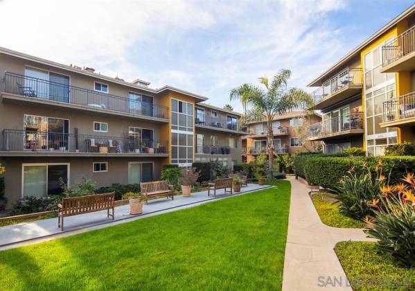 5353 La Jolla Blvd, La Jolla, California, United States 92037, 2 Bedrooms Bedrooms, ,For sale,La Jolla Blvd,190065606