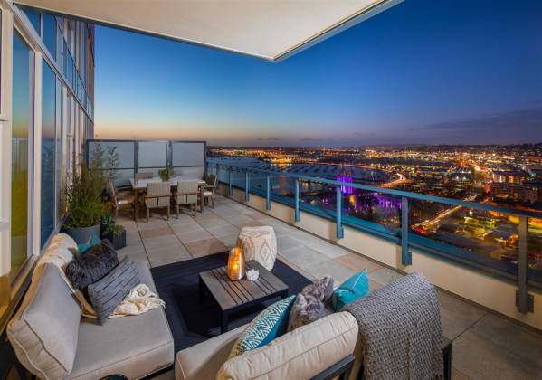 1388 Kettner Blvd, San Diego, California, United States 92101, 2 Bedrooms Bedrooms, ,For sale,Kettner Blvd,190065656